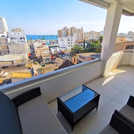 Sunny Daze Seaview Apartment Larnaca Exterior foto