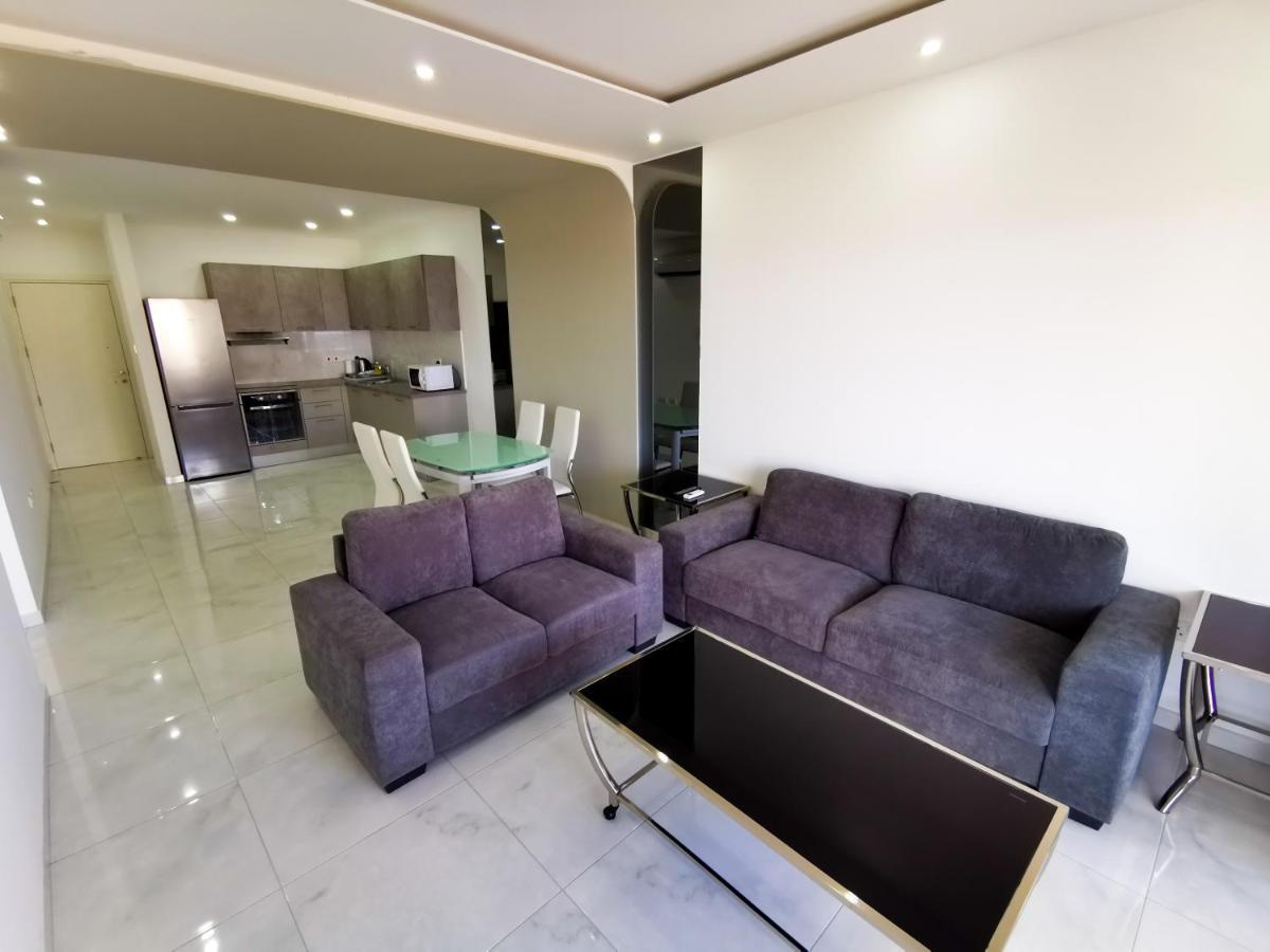 Sunny Daze Seaview Apartment Larnaca Exterior foto
