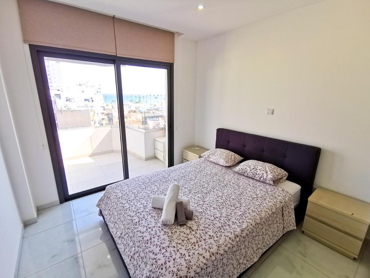 Sunny Daze Seaview Apartment Larnaca Exterior foto